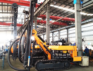 KG960型露天潛孔鉆車